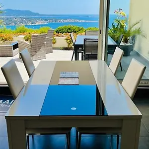Vue Imprenable Et Piscine Bandol